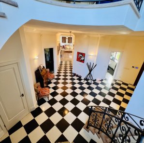 Elegancki dom blisko szkoły amerykańskiej. 6