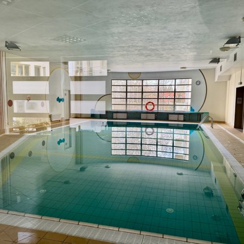 Mieszkanie z basenem w Konstancinie-Jeziornie 6