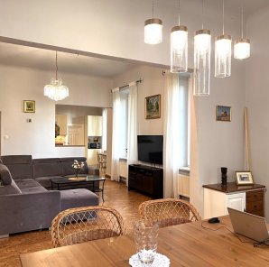 Apartament w historycznym dawnym pensjonacie 21