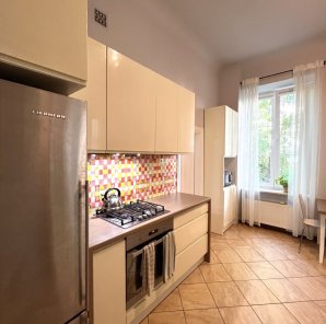 Apartament w historycznym dawnym pensjonacie 7