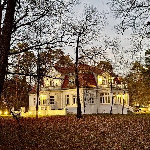 Posiadłość nad rzeką w Konstancinie 2